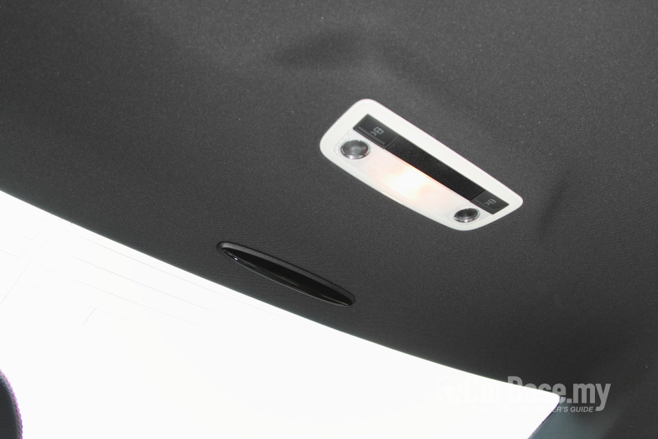 Mercedes-Benz C-Class W204 Facelift (2011) Interior