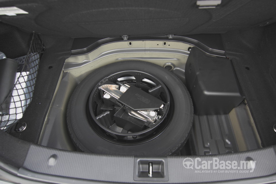 Mercedes-Benz C-Class W204 Facelift (2011) Interior
