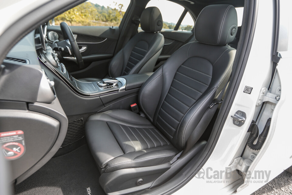 Nissan Navara D23 (2015) Interior