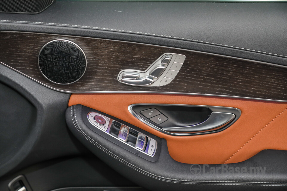 Mazda MX-5 ND (2015) Interior