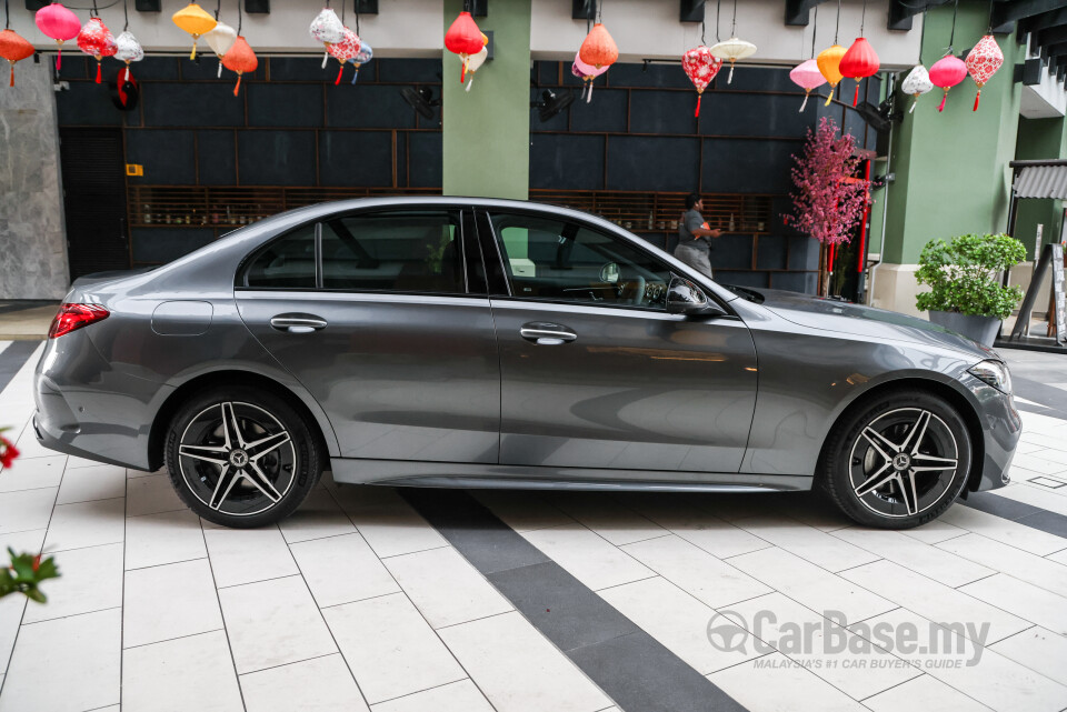 Mercedes-Benz C-Class W206 (2022) Exterior