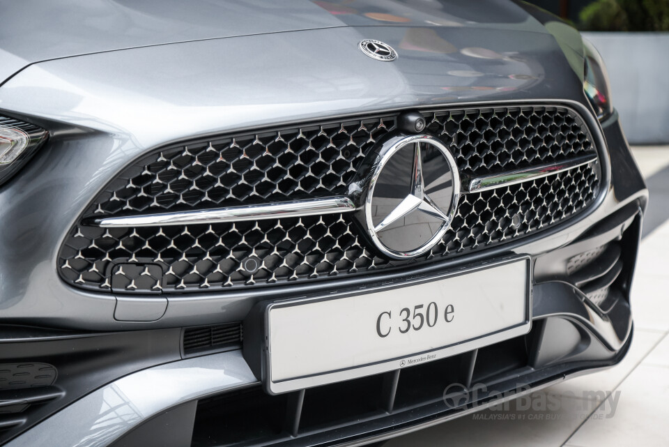 Mercedes-Benz C-Class W206 (2022) Exterior