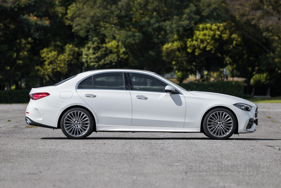 Mercedes-Benz C-Class W206 (2022) Exterior
