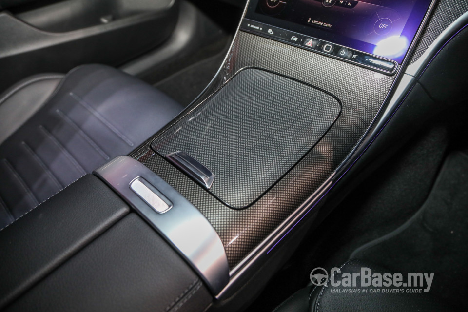 Mercedes-Benz C-Class W206 (2022) Interior