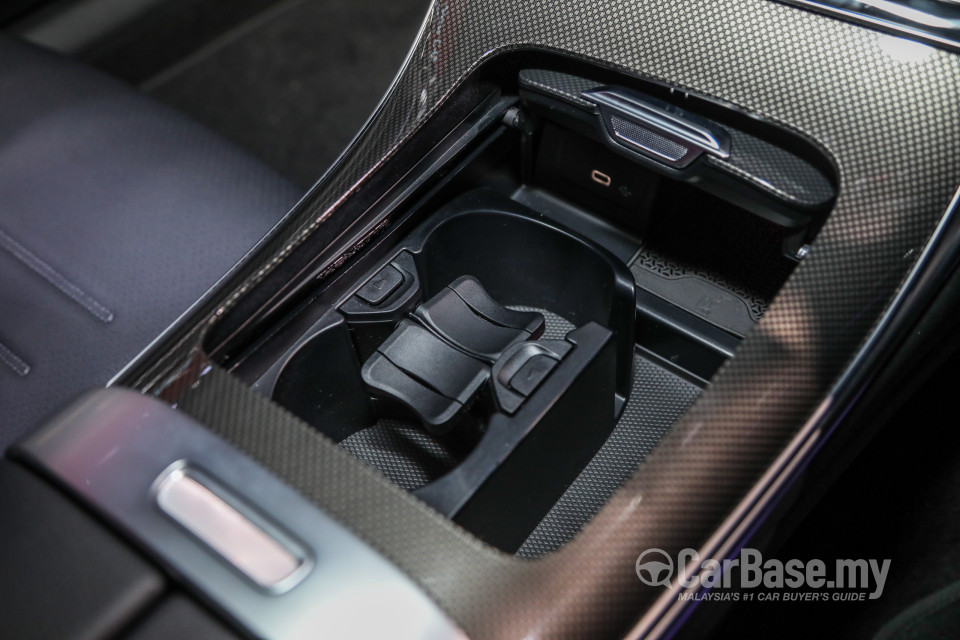 Mercedes-Benz C-Class W206 (2022) Interior