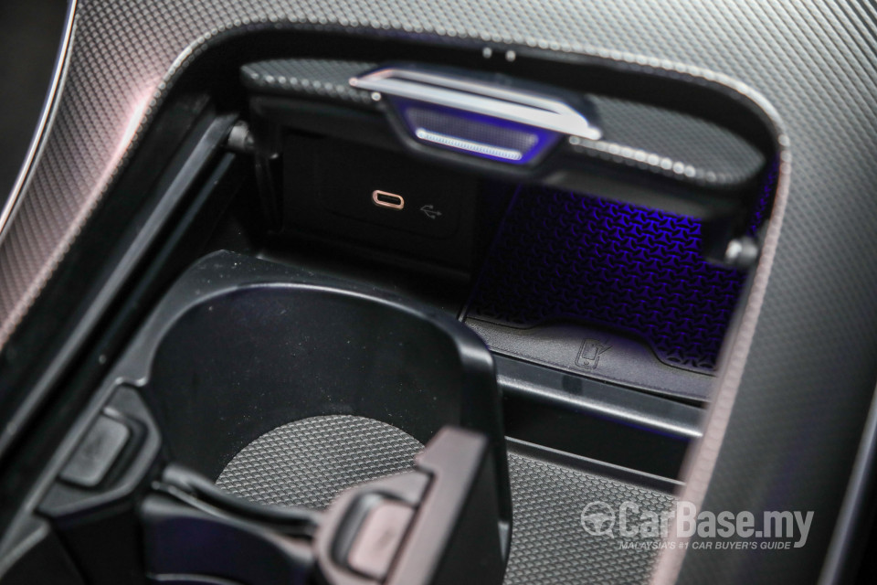 Mercedes-Benz C-Class W206 (2022) Interior