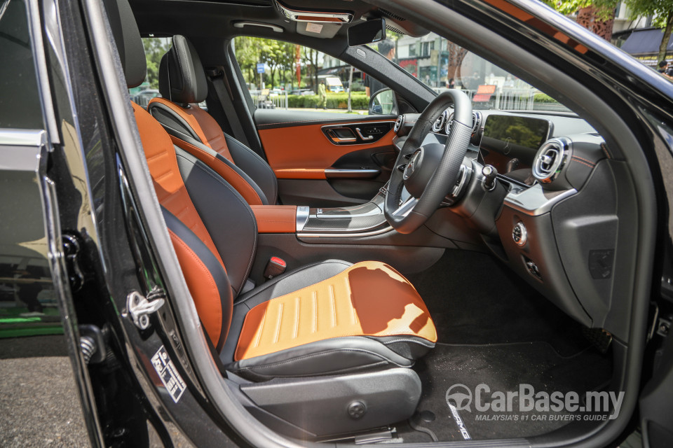 Mercedes-Benz C-Class W206 (2022) Interior