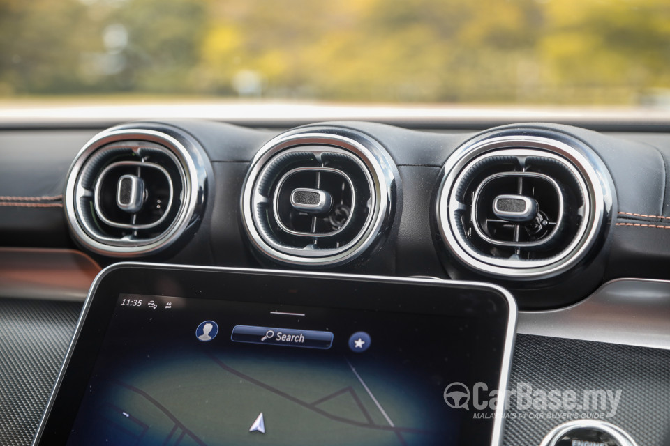 Mercedes-Benz C-Class W206 (2022) Interior
