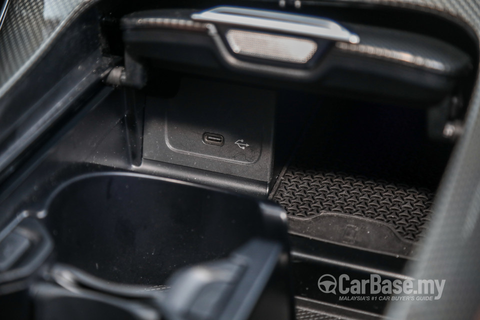 Mercedes-Benz C-Class W206 (2022) Interior