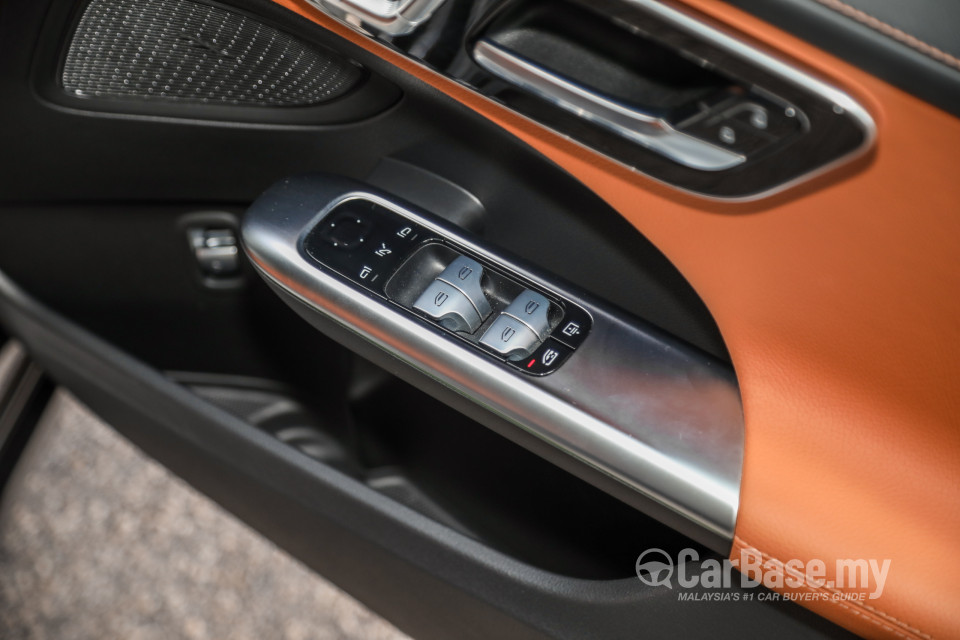 Mercedes-Benz C-Class W206 (2022) Interior