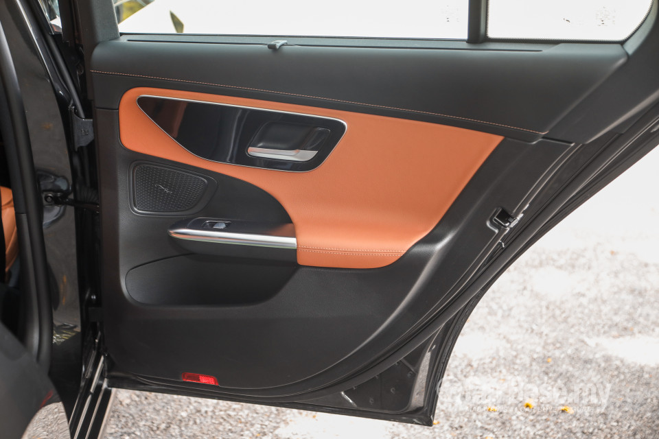 Mercedes-Benz C-Class W206 (2022) Interior