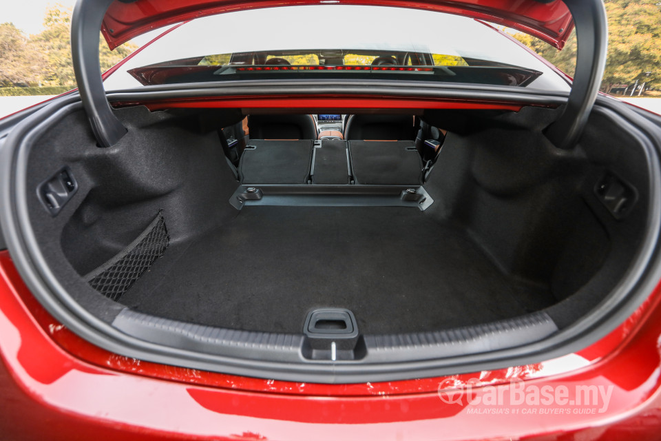 Mercedes-Benz C-Class W206 (2022) Interior