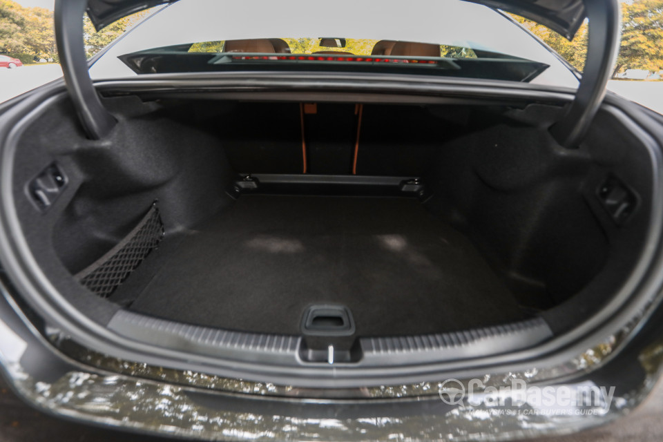 Mercedes-Benz C-Class W206 (2022) Interior