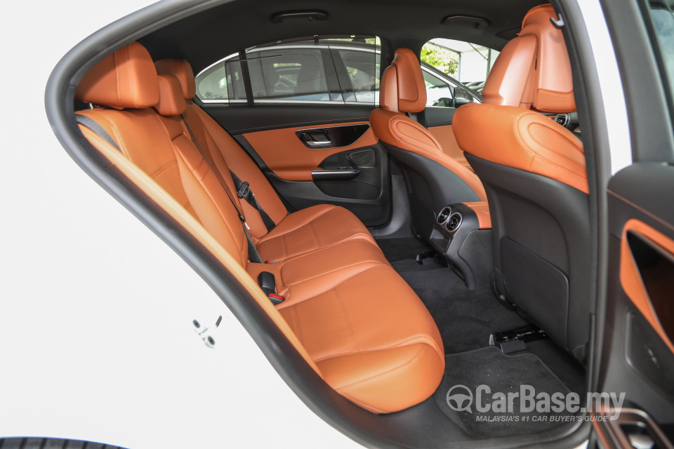 Mercedes-Benz C-Class W206 (2022) Interior