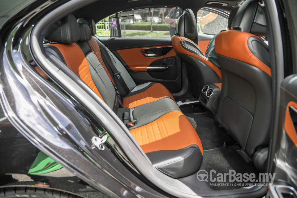 Mercedes-Benz C-Class W206 (2022) Interior