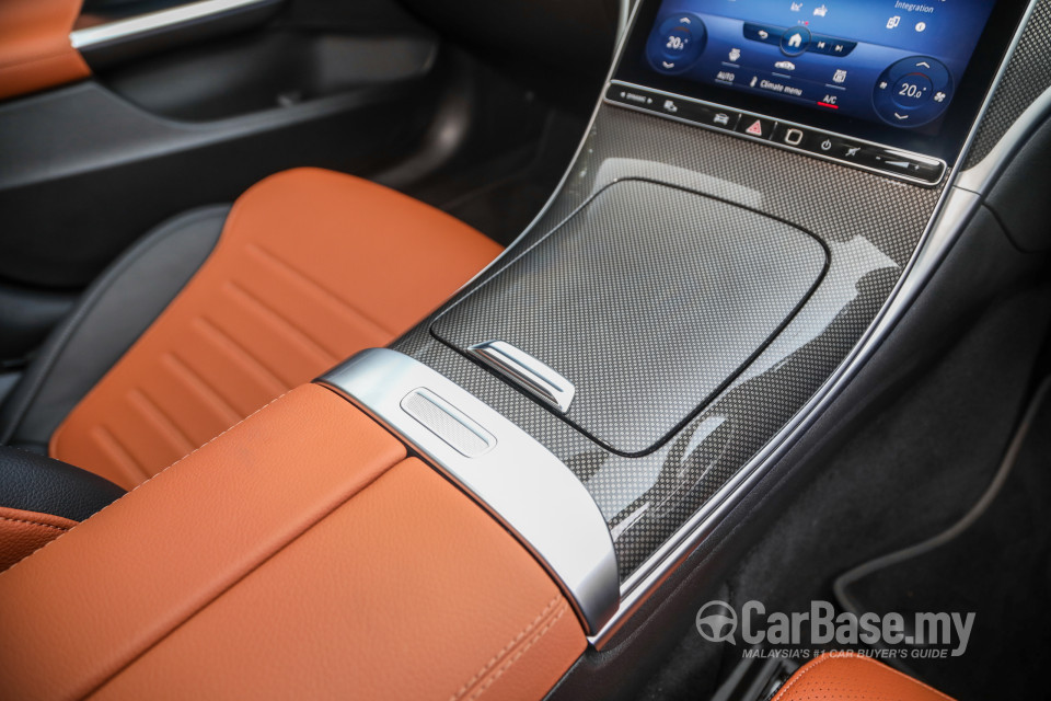 Mercedes-Benz C-Class W206 (2022) Interior