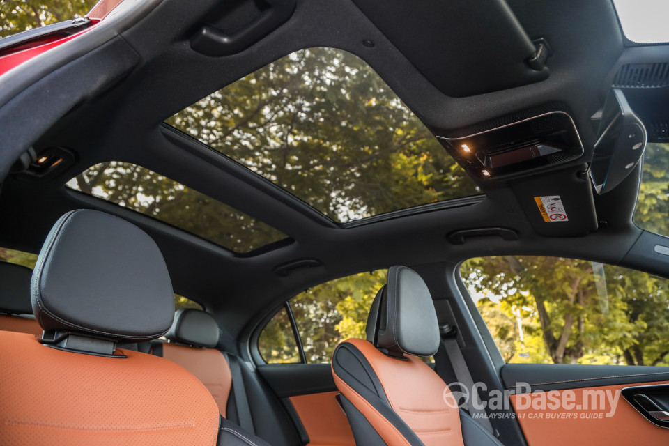 Mercedes-Benz C-Class W206 (2022) Interior