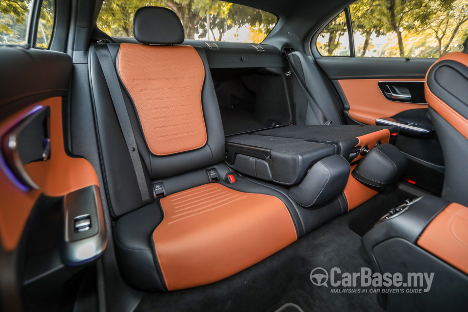 Mercedes-Benz C-Class W206 (2022) Interior