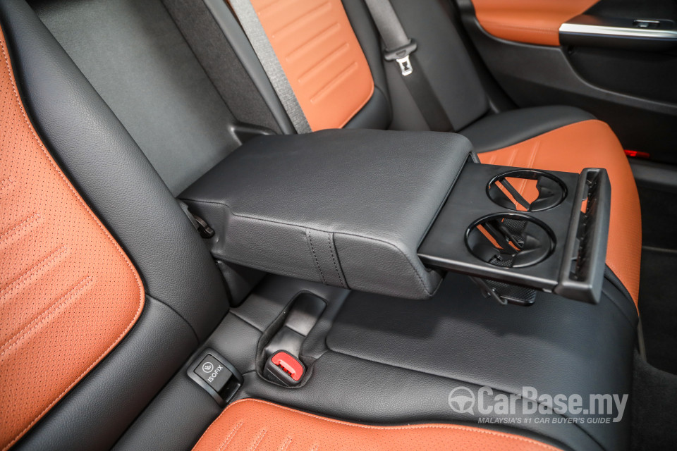 Mercedes-Benz C-Class W206 (2022) Interior