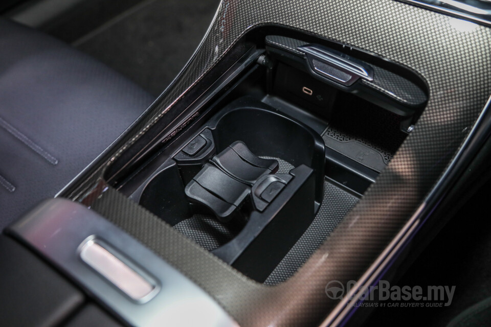 Mercedes-Benz C-Class W206 (2022) Interior