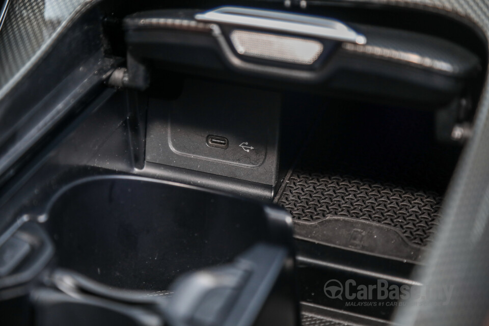 Mercedes-Benz C-Class W206 (2022) Interior