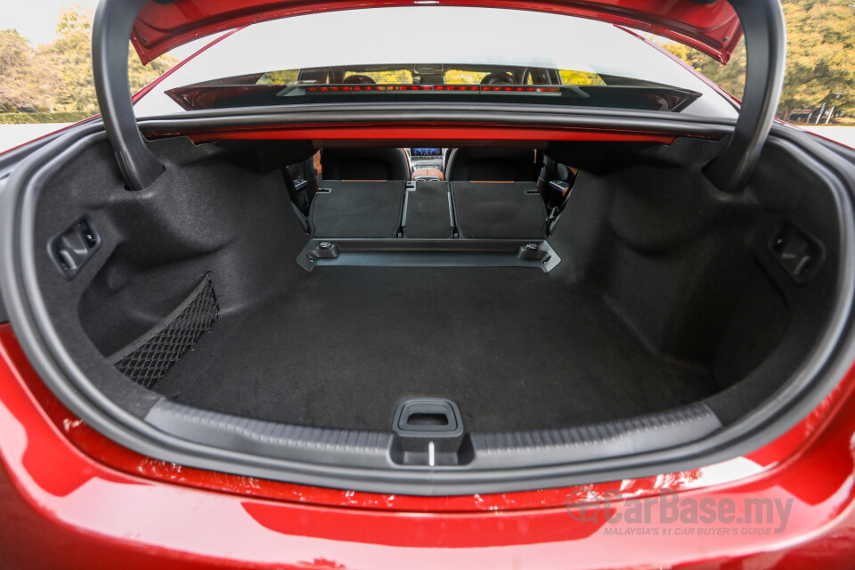 Mercedes-Benz C-Class W206 (2022) Interior