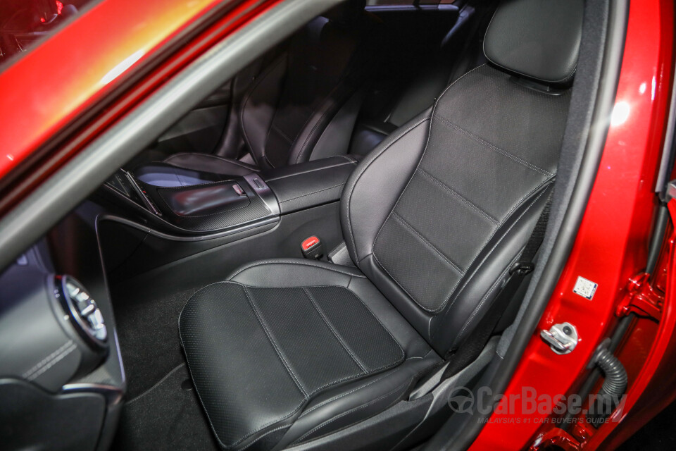 Mercedes-Benz C-Class W206 (2022) Interior
