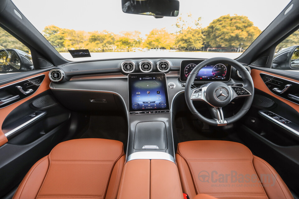 Mercedes-Benz C-Class W206 (2022) Interior