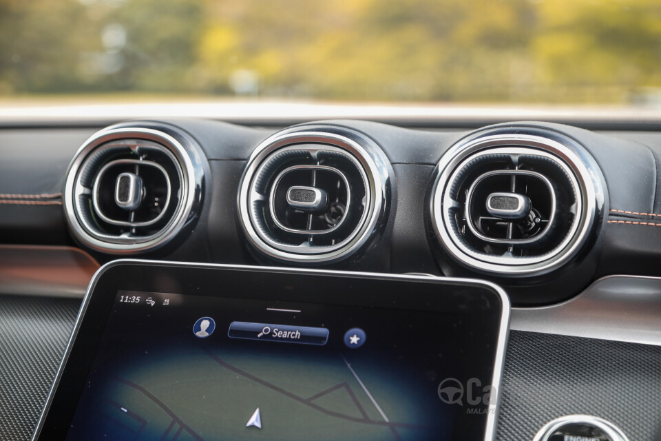 Mercedes-Benz C-Class W206 (2022) Interior