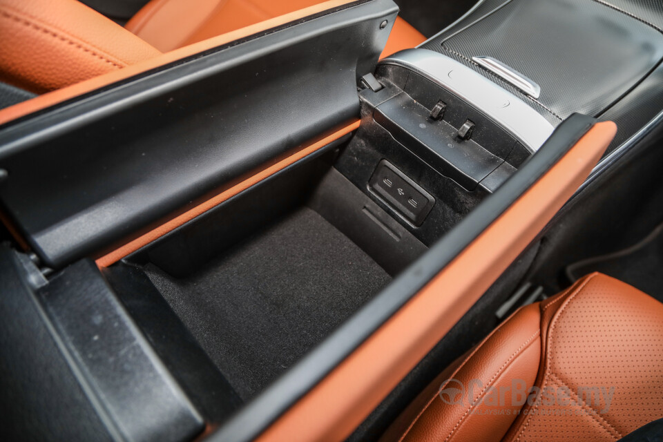 Mercedes-Benz C-Class W206 (2022) Interior