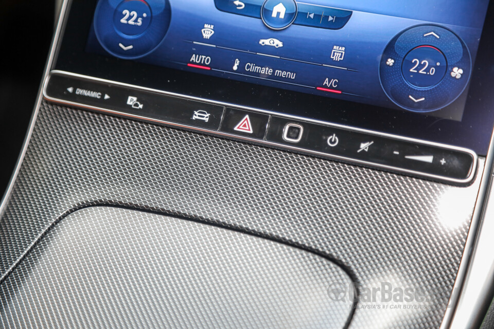 Mercedes-Benz C-Class W206 (2022) Interior