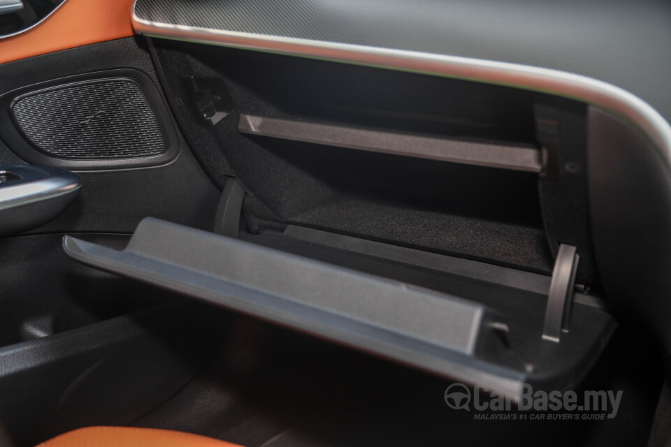 Mercedes-Benz C-Class W206 (2022) Interior