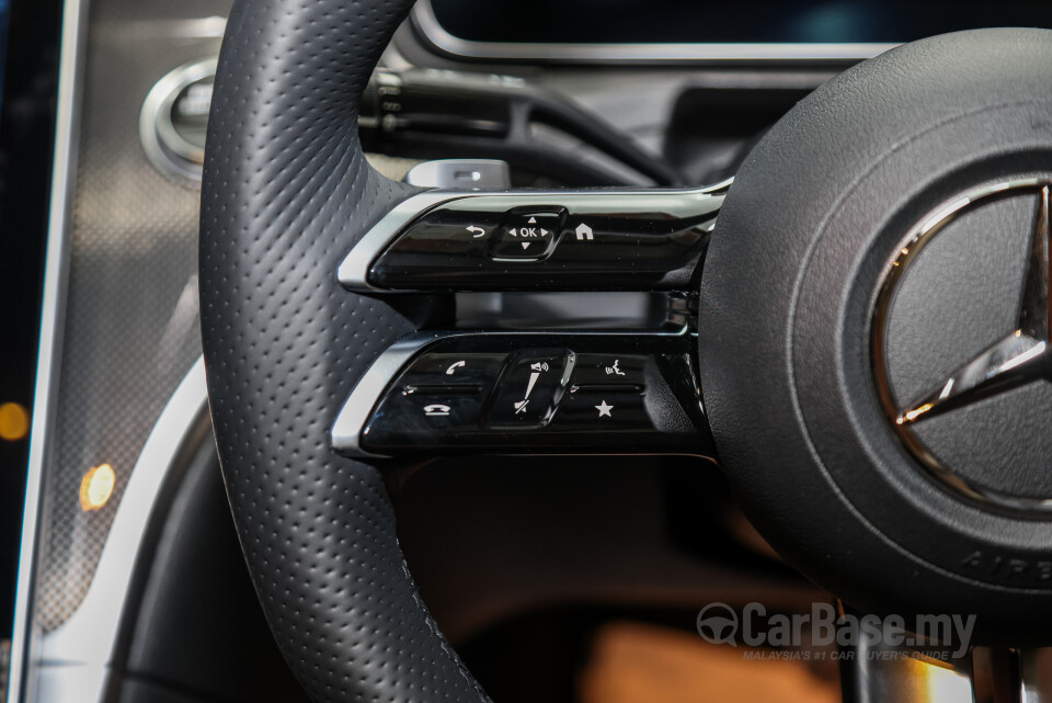 Mercedes-Benz C-Class W206 (2022) Interior
