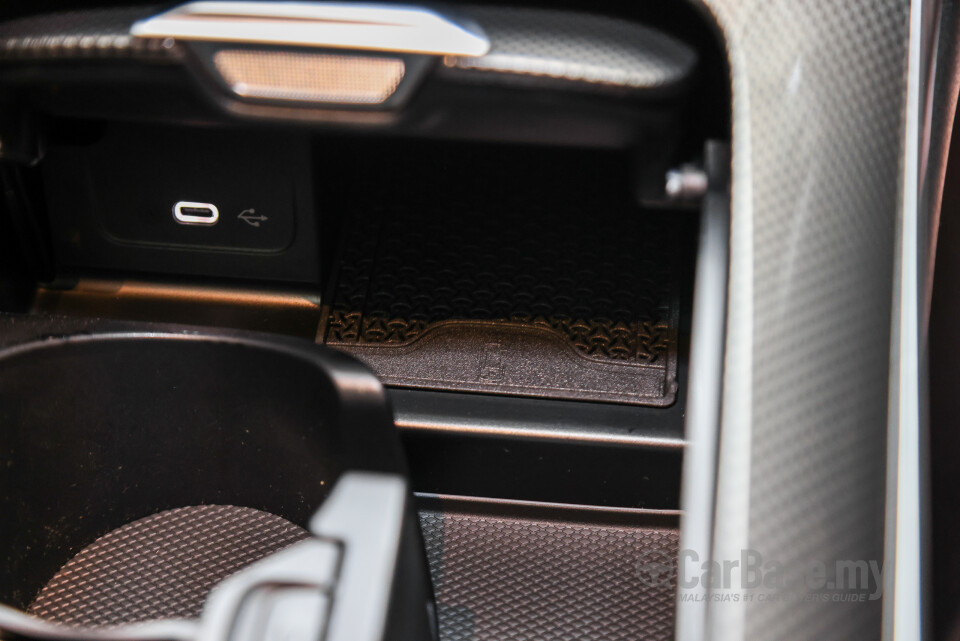Mercedes-Benz C-Class W206 (2022) Interior