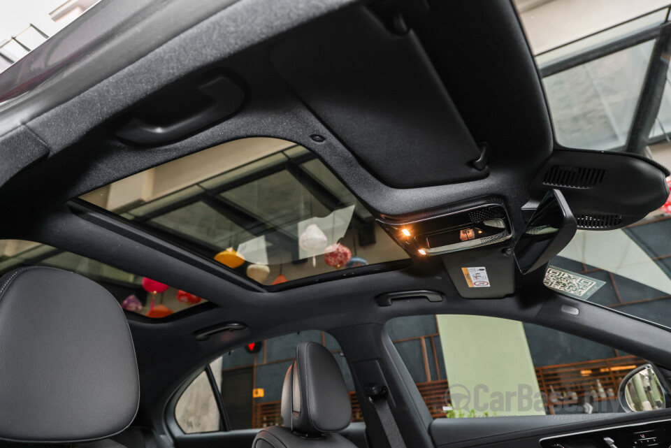 Mercedes-Benz C-Class W206 (2022) Interior