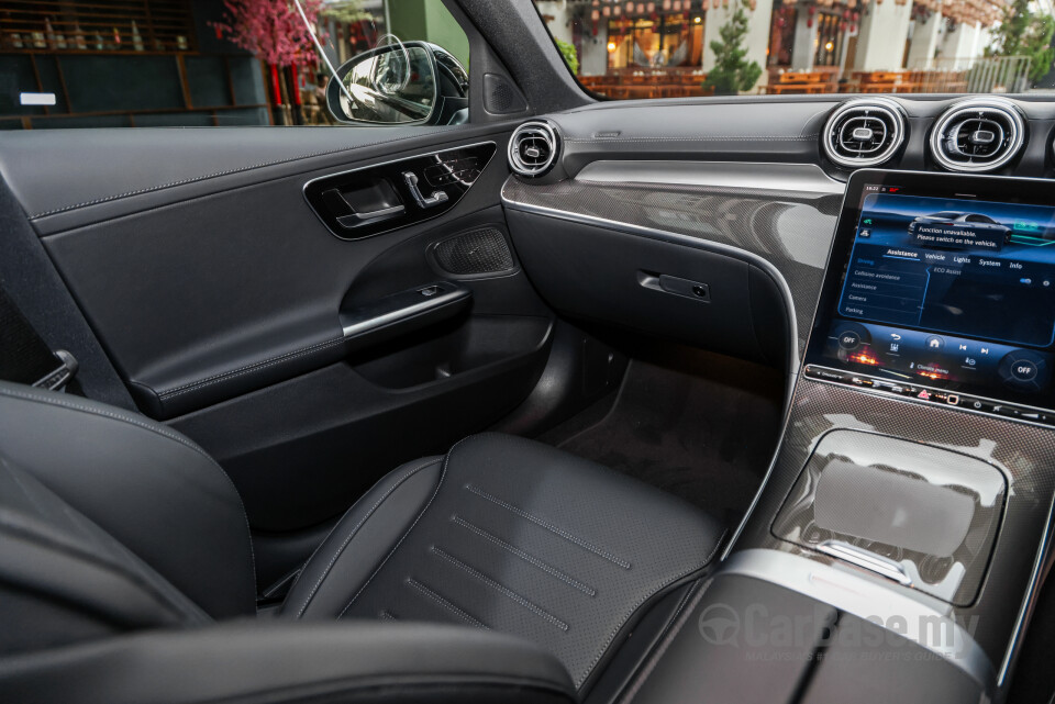 Mercedes-Benz C-Class W206 (2022) Interior