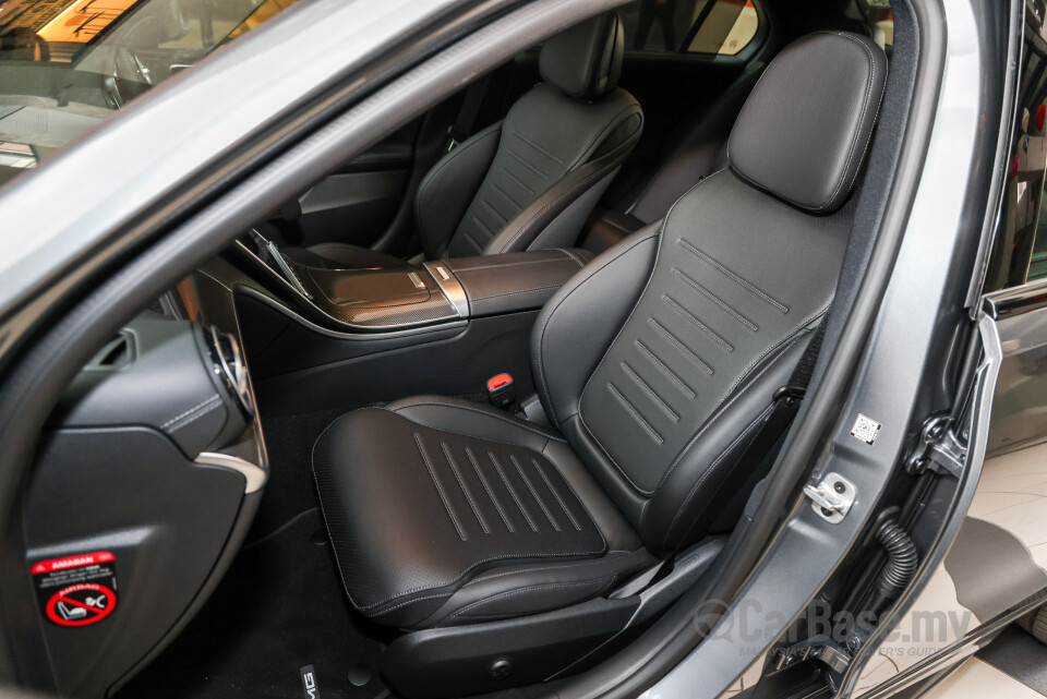 Mercedes-Benz C-Class W206 (2022) Interior