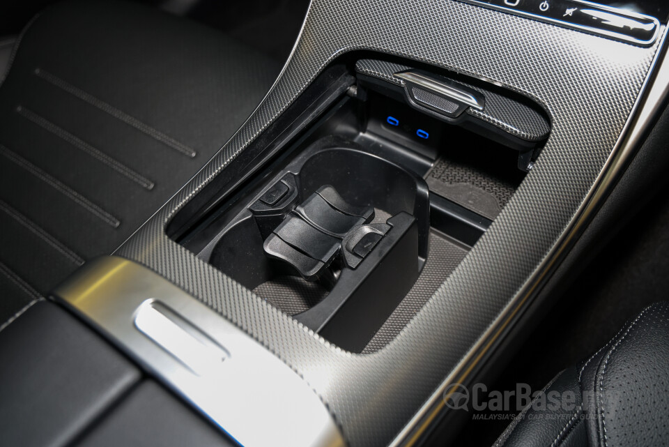 Mercedes-Benz C-Class W206 (2022) Interior