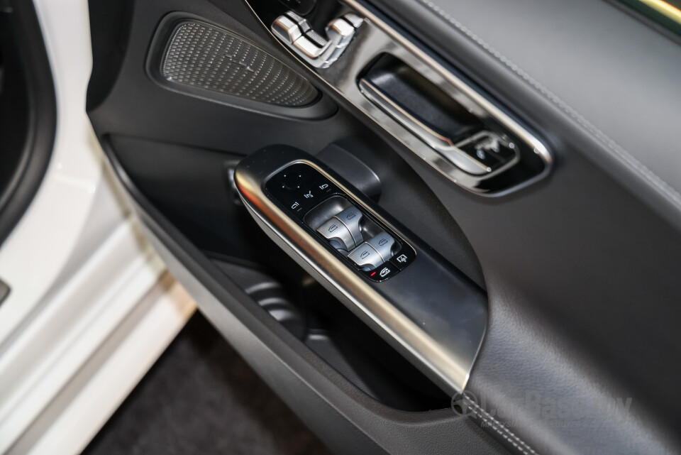 Mercedes-Benz C-Class W206 (2022) Interior