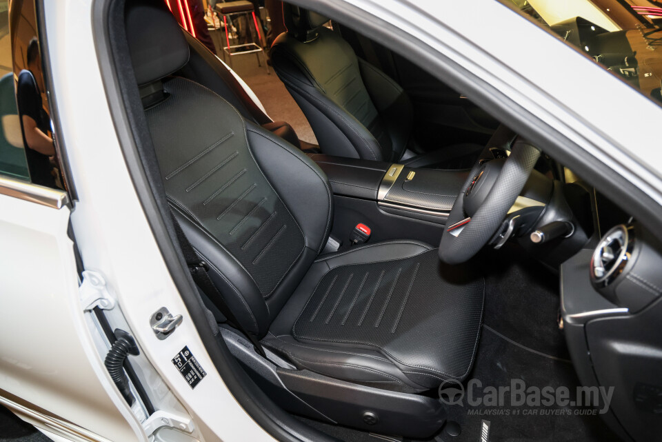 Mercedes-Benz C-Class W206 (2022) Interior
