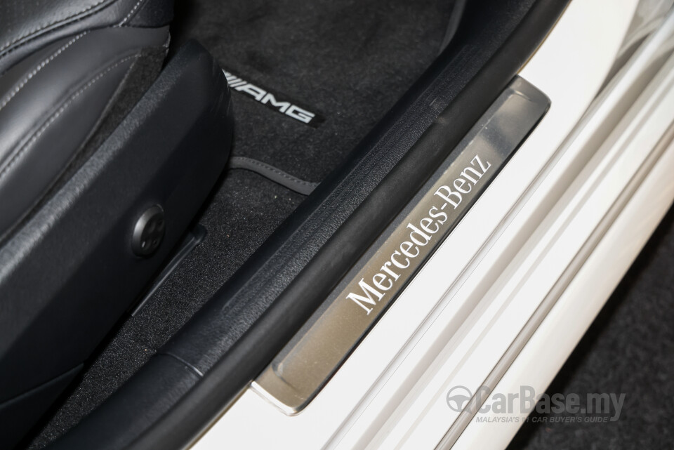 Mercedes-Benz C-Class W206 (2022) Interior