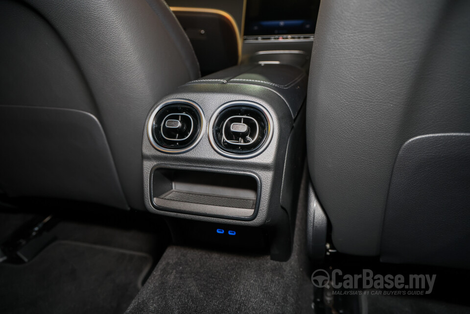 Mercedes-Benz C-Class W206 (2022) Interior