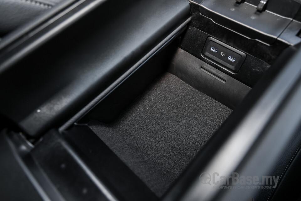Mercedes-Benz C-Class W206 (2022) Interior