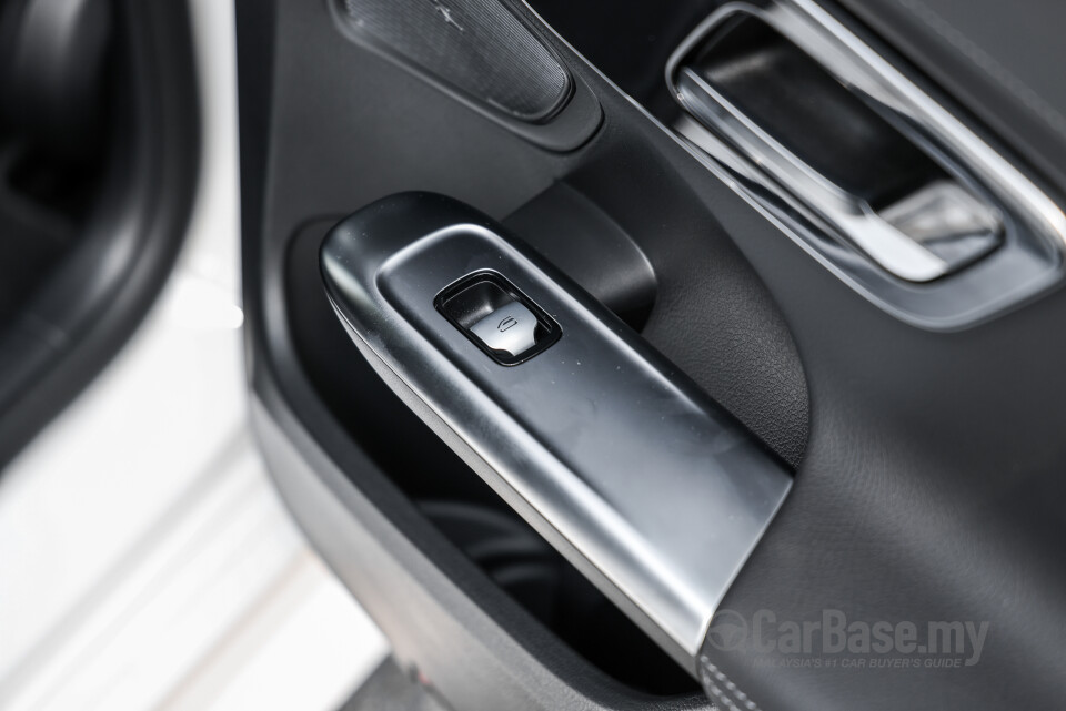 Mercedes-Benz C-Class W206 (2022) Interior