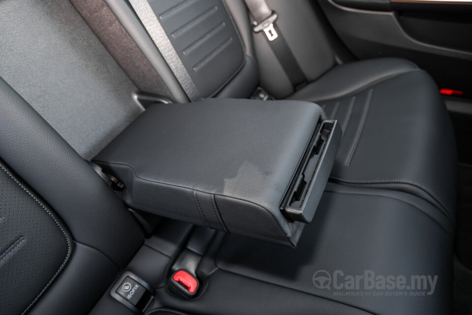 Mercedes-Benz C-Class W206 (2022) Interior