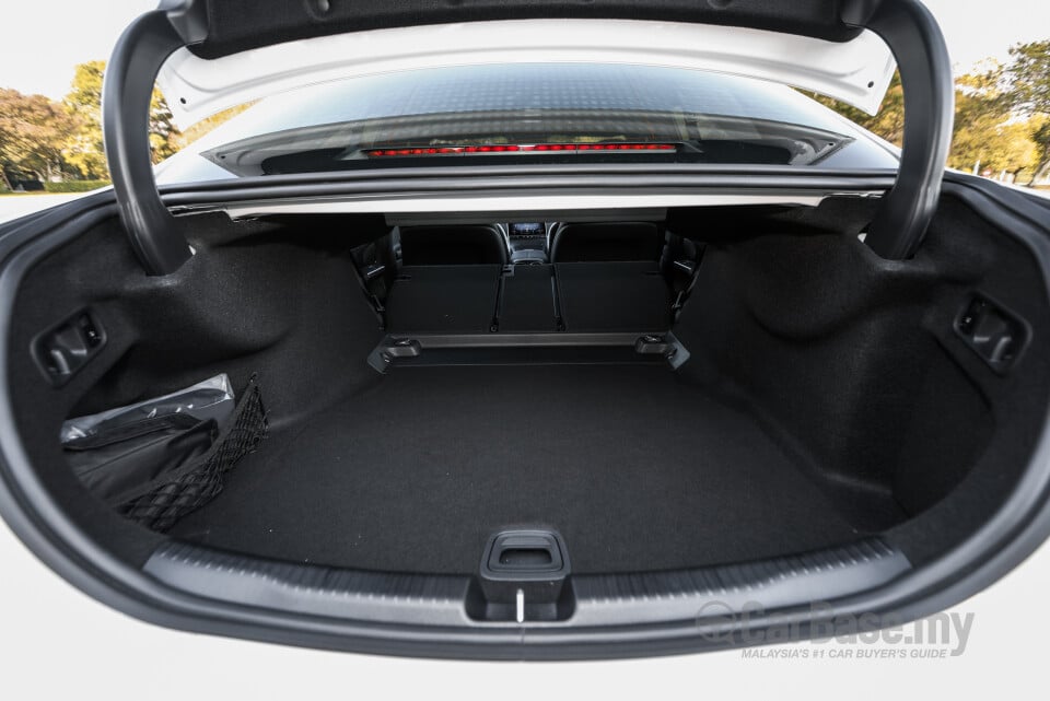 Mercedes-Benz C-Class W206 (2022) Interior