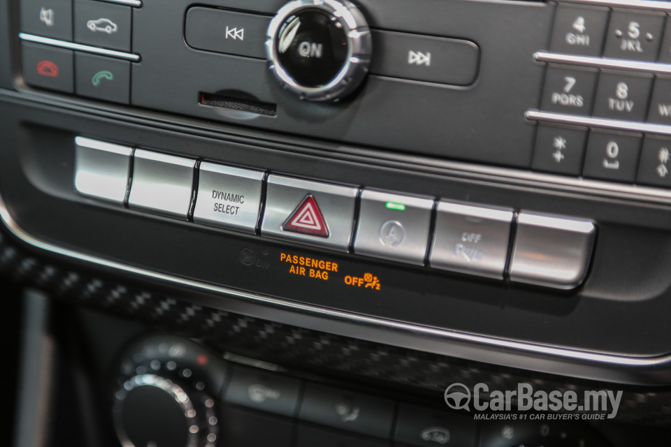 Mercedes-Benz A-Class W176 Facelift (2016) Interior