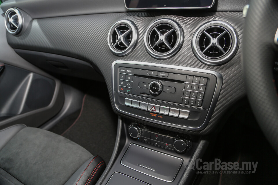 Mazda MX-5 ND (2015) Interior