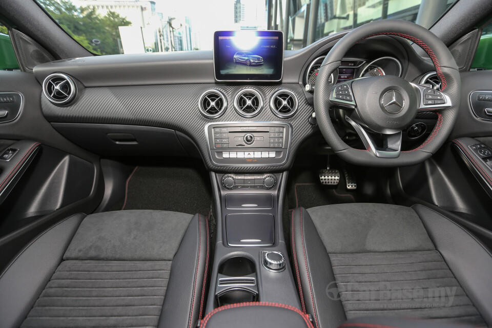 Mazda CX-9 Mk2 (2017) Interior