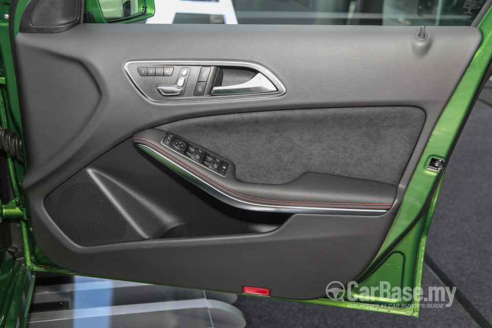 Mercedes-Benz A-Class W176 Facelift (2016) Interior